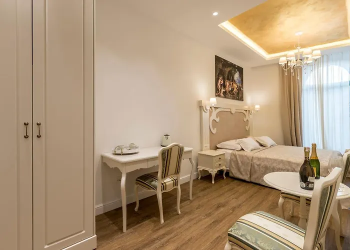 Bed & Breakfast Palace Of Dreams