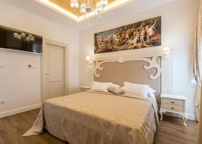 Bed & Breakfast Palace Of Dreams Split